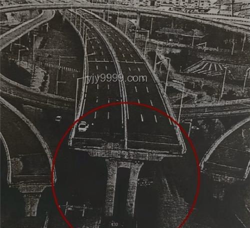 车辆遇断头路坠桥事故频发：未来趋势预测与应对策略